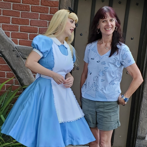 Disney Alice in Wonderland XS blue gray cuffed tee Orgl 1951 movie graphics EUC - Picture 2 of 7